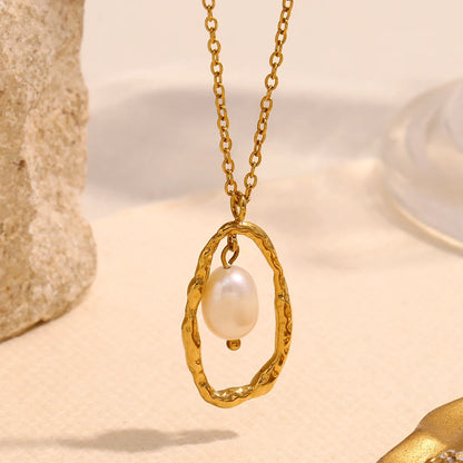 Organic Pearl Oval Kette