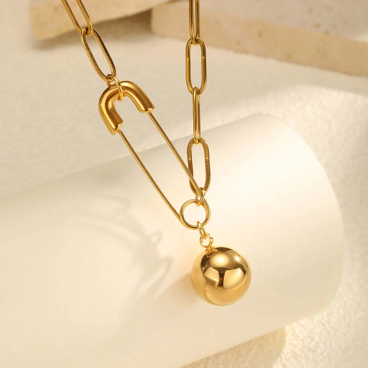 Bold Ball - Paper Clip Halskette