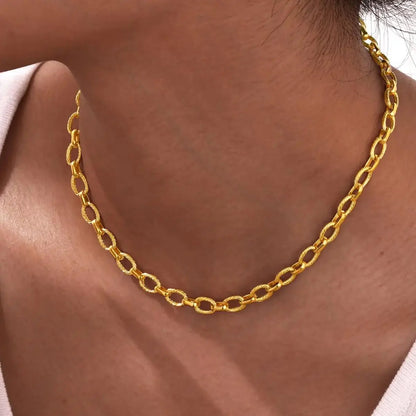 Bold & Chic Halskette